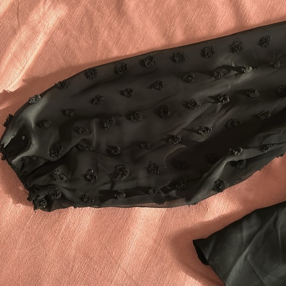 Black long sleeve blouse - Picture 3 of 3